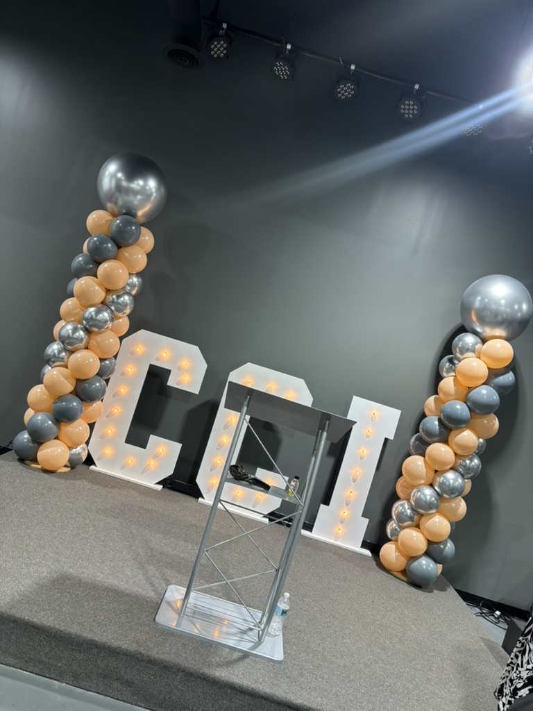 Custom marquee balloon design