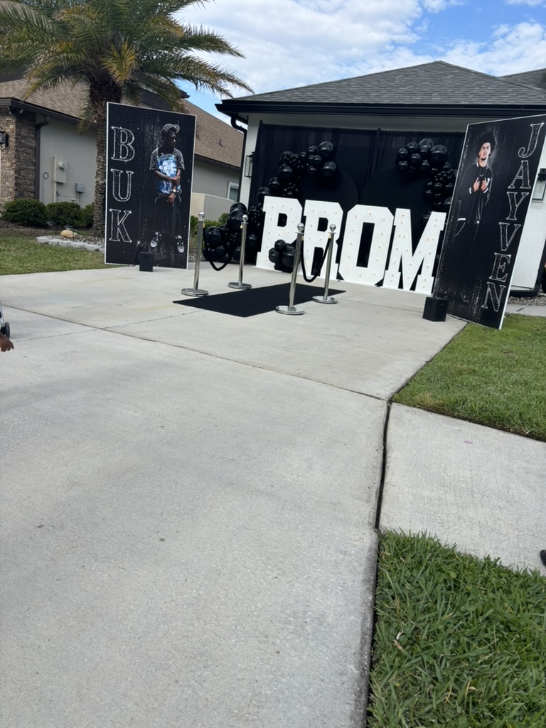 Prom entrance styling